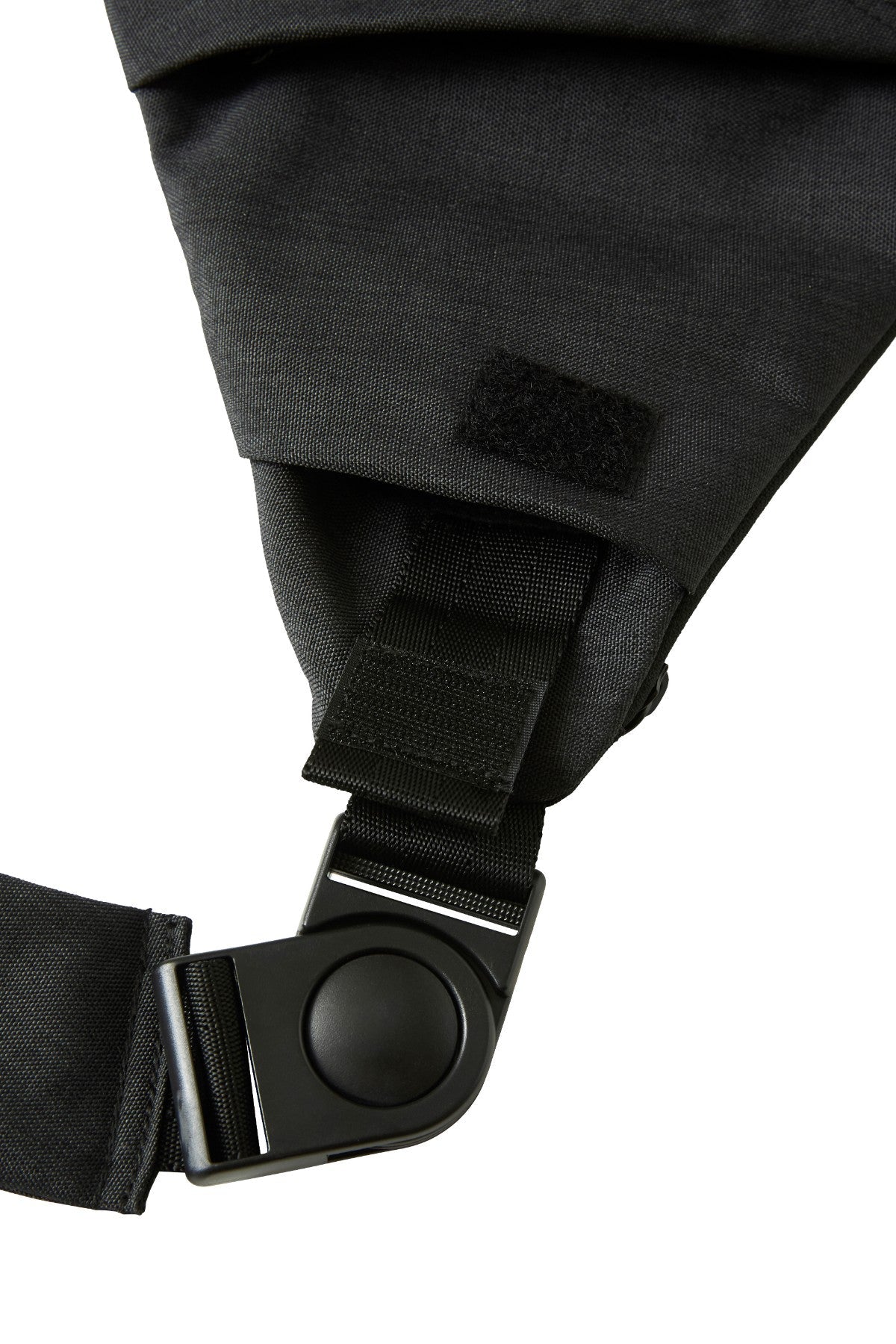 TRAVEL SLING BAG JONES