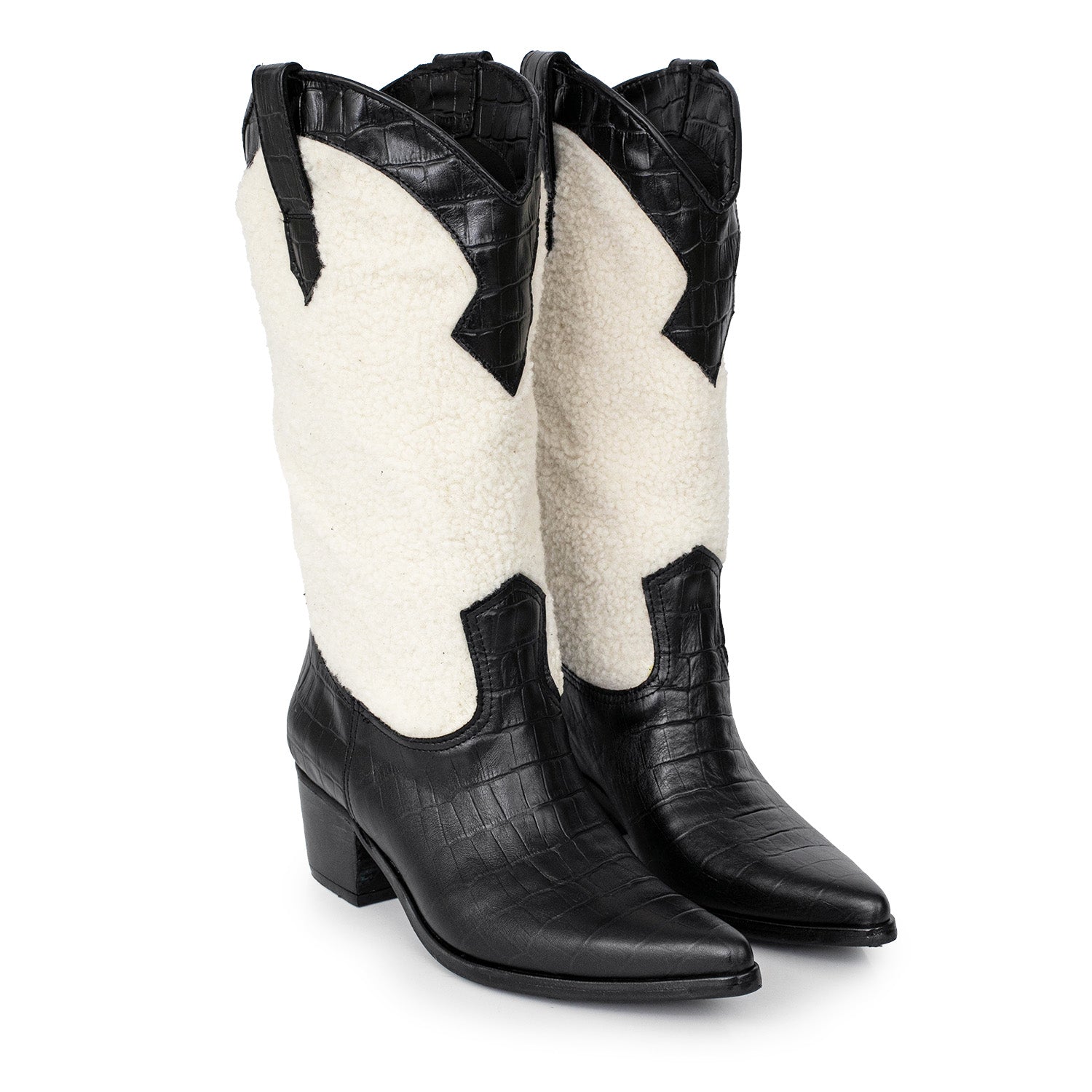 BOTA TUCKER NEGRA