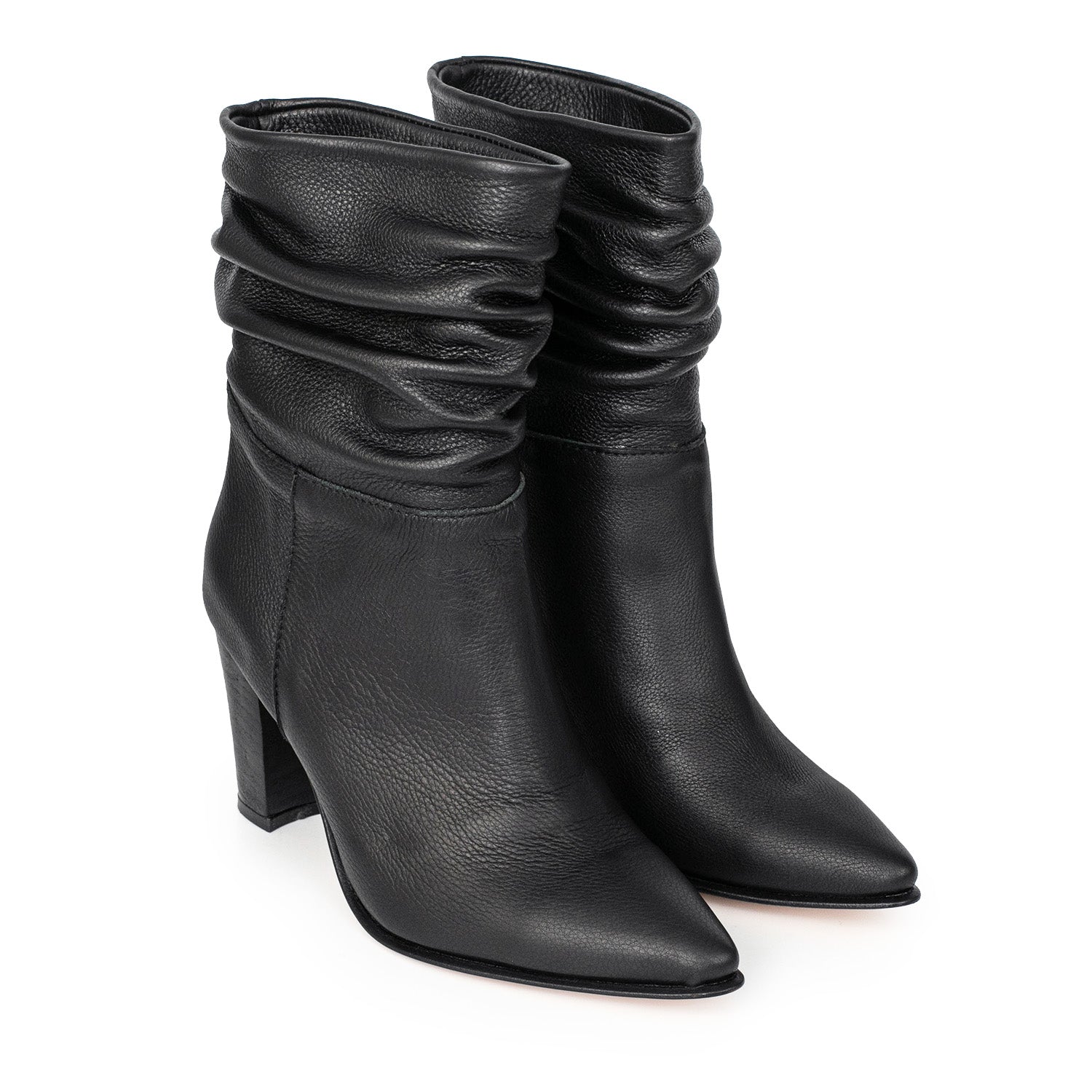 BOTA KYLIE NEGRA