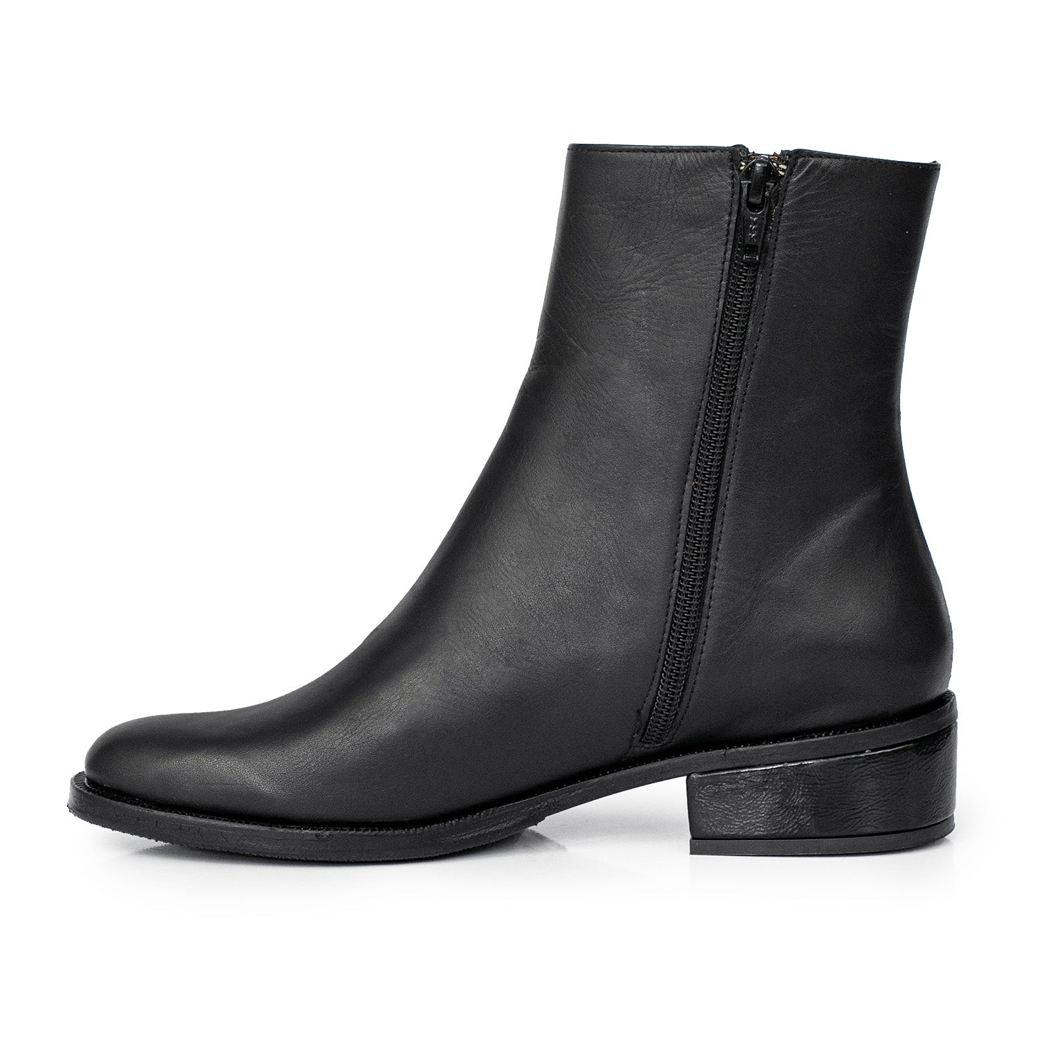 BOTA MIKAN NEGRA