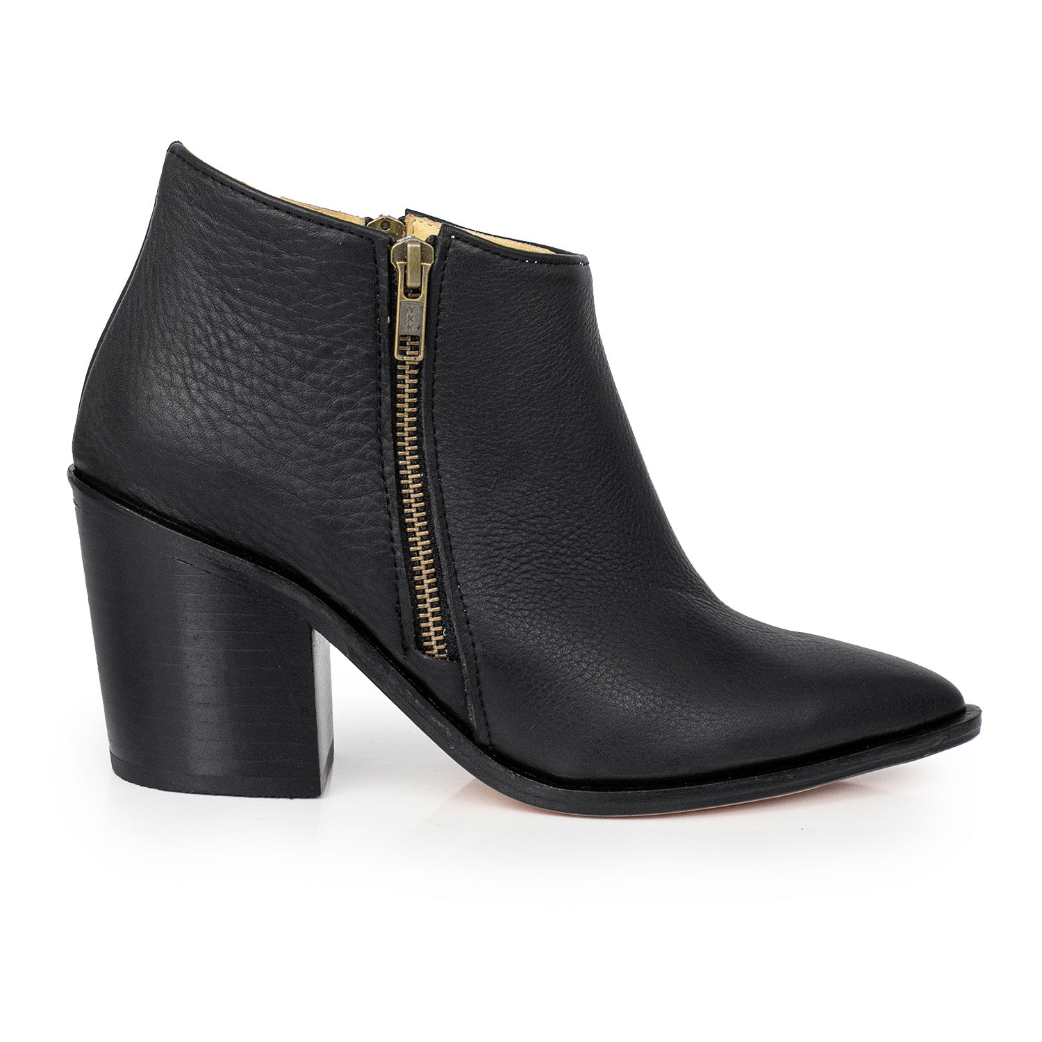 BOTA LODGE NEGRA